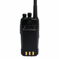 Walkie DMR AnyTone AT-D878UV VHF-UHF 144-430 MHZ. con GPS detalle de la trasera